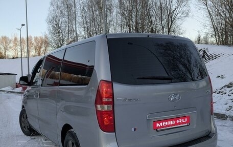 Hyundai Grand Starex Grand Starex I рестайлинг 2, 2012 год, 1 850 000 рублей, 7 фотография