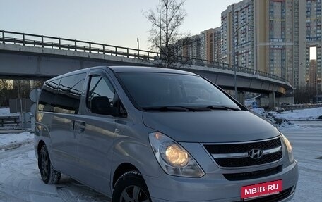 Hyundai Grand Starex Grand Starex I рестайлинг 2, 2012 год, 1 850 000 рублей, 12 фотография