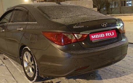 Hyundai Sonata VI, 2011 год, 1 200 000 рублей, 20 фотография