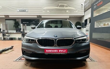 BMW 5 серия, 2019 год, 3 790 000 рублей, 4 фотография