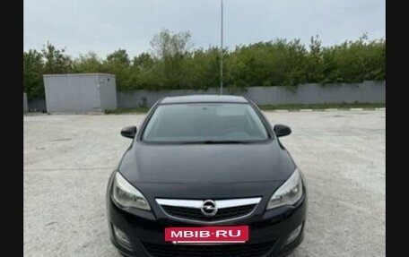 Opel Astra J, 2011 год, 750 000 рублей, 5 фотография