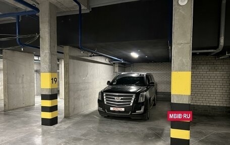 Cadillac Escalade IV, 2019 год, 7 500 000 рублей, 2 фотография