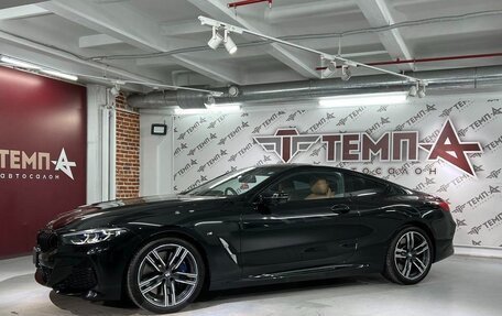 BMW 8 серия, 2019 год, 6 000 000 рублей, 3 фотография