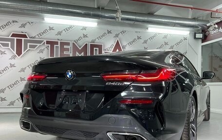 BMW 8 серия, 2019 год, 6 000 000 рублей, 12 фотография