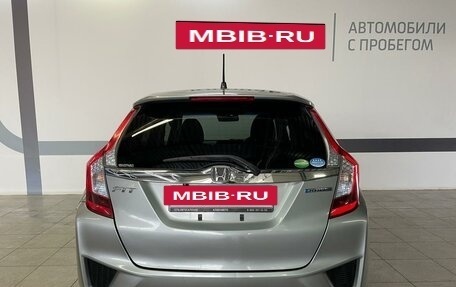 Honda Fit III, 2016 год, 1 220 000 рублей, 5 фотография