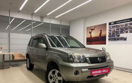 Nissan X-Trail, 2003 год, 800 000 рублей, 3 фотография