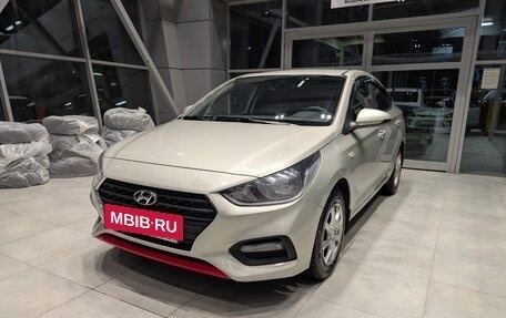 Hyundai Solaris II рестайлинг, 2018 год, 1 250 000 рублей, 3 фотография