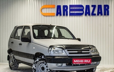 Chevrolet Niva I рестайлинг, 2004 год, 399 000 рублей, 2 фотография