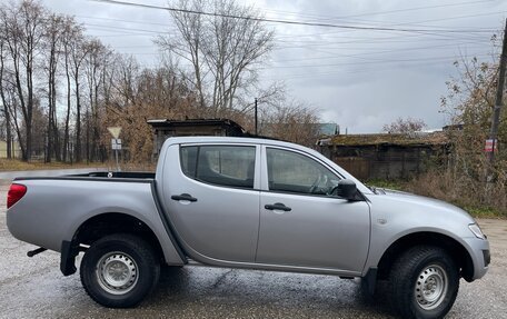 Mitsubishi L200 IV рестайлинг, 2012 год, 1 470 000 рублей, 4 фотография