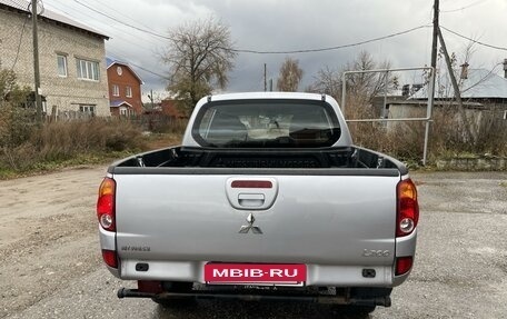 Mitsubishi L200 IV рестайлинг, 2012 год, 1 470 000 рублей, 6 фотография