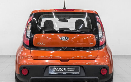 KIA Soul II рестайлинг, 2017 год, 1 525 000 рублей, 6 фотография