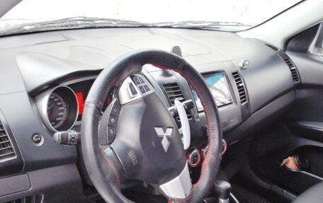 Mitsubishi Outlander III рестайлинг 3, 2007 год, 1 110 000 рублей, 9 фотография