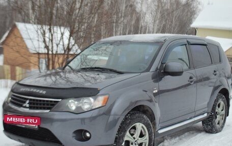 Mitsubishi Outlander III рестайлинг 3, 2007 год, 1 110 000 рублей, 13 фотография