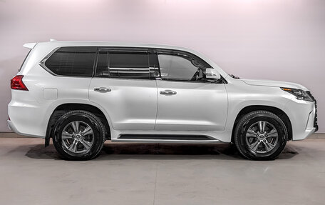 Lexus LX III, 2018 год, 8 550 000 рублей, 4 фотография