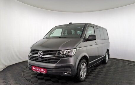 Volkswagen Multivan T6 рестайлинг, 2020 год, 6 400 000 рублей, 1 фотография