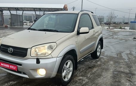 Toyota RAV4, 2004 год, 1 000 000 рублей, 1 фотография