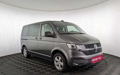 Volkswagen Multivan T6 рестайлинг, 2020 год, 6 400 000 рублей, 3 фотография