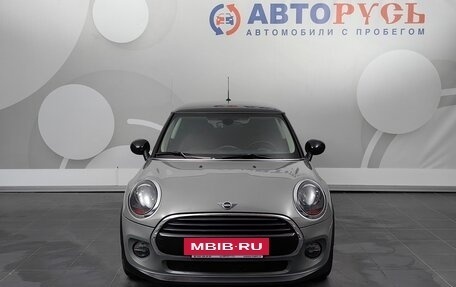 MINI Hatch, 2018 год, 1 777 000 рублей, 3 фотография