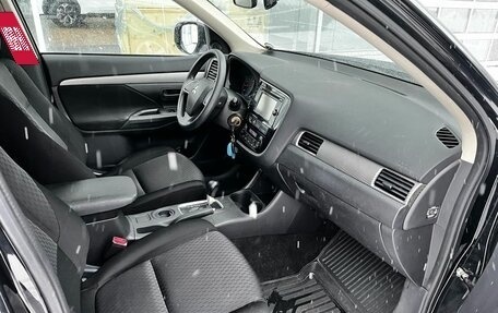 Mitsubishi Outlander III рестайлинг 3, 2012 год, 1 399 000 рублей, 7 фотография