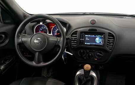 Nissan Juke II, 2011 год, 875 000 рублей, 26 фотография