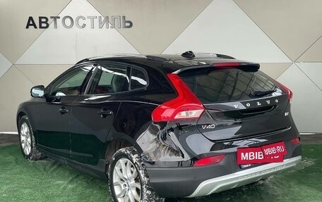 Volvo V40 Cross Country I, 2017 год, 1 850 000 рублей, 4 фотография