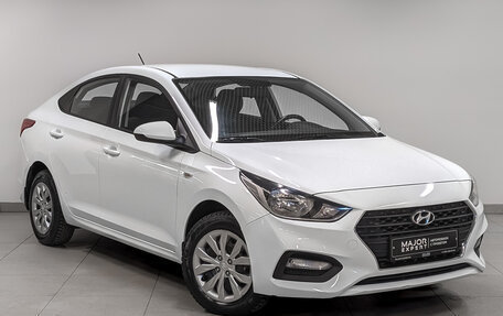 Hyundai Solaris II рестайлинг, 2018 год, 1 375 000 рублей, 3 фотография