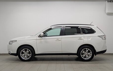 Mitsubishi Outlander III рестайлинг 3, 2013 год, 1 450 000 рублей, 14 фотография