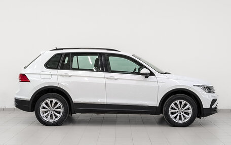 Volkswagen Tiguan II, 2021 год, 2 750 000 рублей, 4 фотография