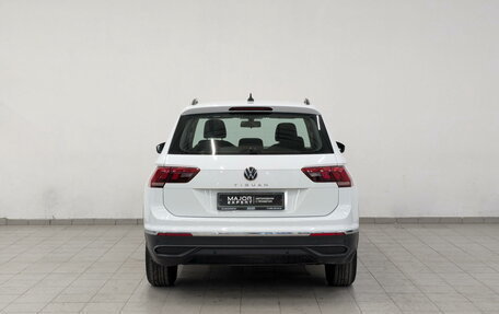 Volkswagen Tiguan II, 2021 год, 2 750 000 рублей, 6 фотография