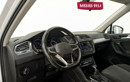 Volkswagen Tiguan II, 2021 год, 2 750 000 рублей, 16 фотография