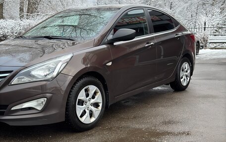 Hyundai Solaris II рестайлинг, 2016 год, 949 000 рублей, 3 фотография