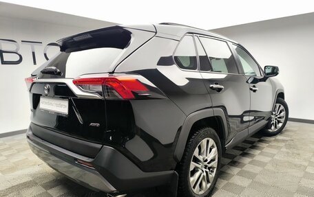 Toyota RAV4, 2021 год, 3 685 000 рублей, 4 фотография