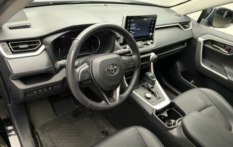 Toyota RAV4, 2021 год, 3 685 000 рублей, 12 фотография