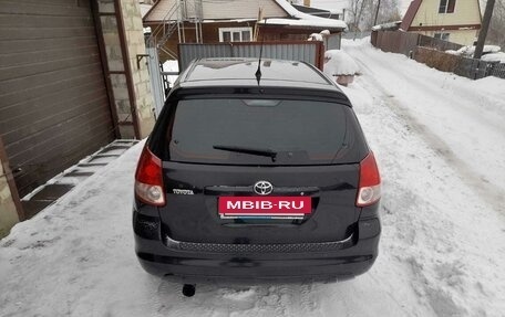 Toyota Matrix, 2003 год, 650 000 рублей, 9 фотография