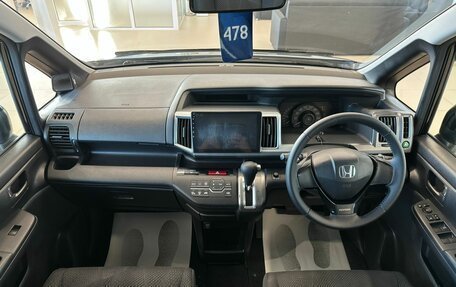 Honda Stepwgn IV, 2011 год, 1 799 999 рублей, 16 фотография