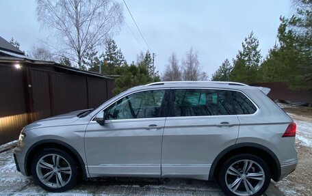 Volkswagen Tiguan II, 2018 год, 3 750 000 рублей, 4 фотография