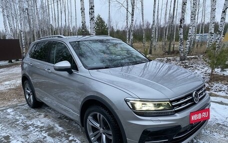 Volkswagen Tiguan II, 2018 год, 3 750 000 рублей, 3 фотография