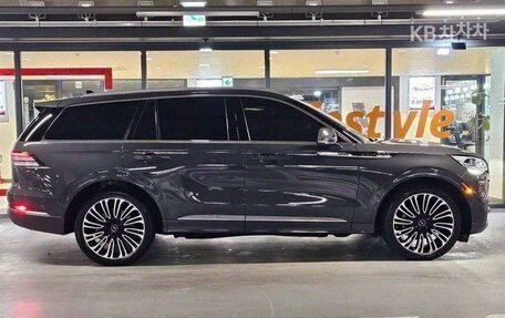 Lincoln Aviator II, 2022 год, 5 320 000 рублей, 3 фотография