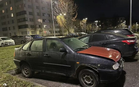 Volkswagen Polo III рестайлинг, 1999 год, 90 000 рублей, 2 фотография