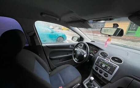 Ford Focus II рестайлинг, 2005 год, 305 000 рублей, 10 фотография