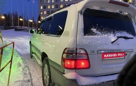 Toyota Land Cruiser 100 рестайлинг 2, 2003 год, 1 700 000 рублей, 5 фотография