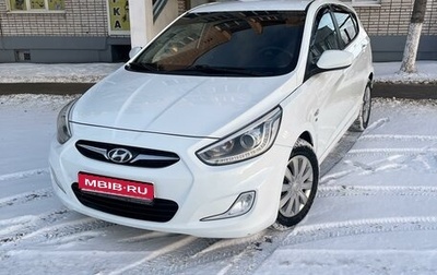 Hyundai Solaris II рестайлинг, 2013 год, 1 050 000 рублей, 1 фотография