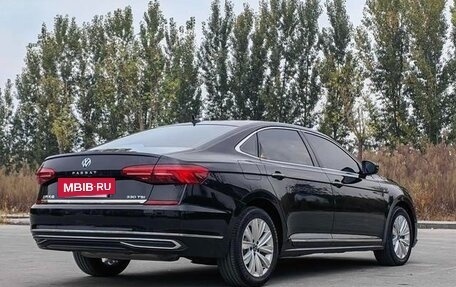 Volkswagen Passat B8 рестайлинг, 2021 год, 2 500 000 рублей, 5 фотография