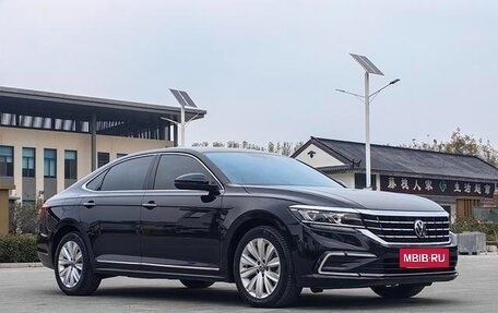 Volkswagen Passat B8 рестайлинг, 2021 год, 2 500 000 рублей, 3 фотография