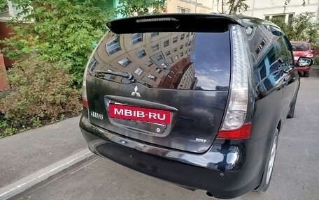 Mitsubishi Grandis, 2006 год, 750 000 рублей, 8 фотография