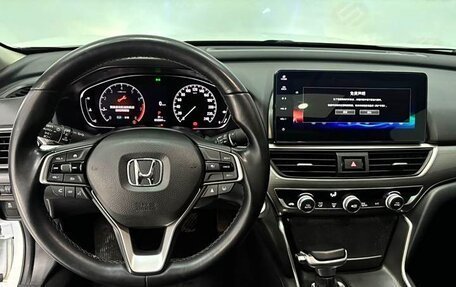 Honda Accord IX рестайлинг, 2022 год, 2 875 000 рублей, 13 фотография