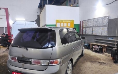 Toyota Gaia, 1999 год, 550 000 рублей, 13 фотография