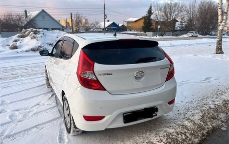 Hyundai Solaris II рестайлинг, 2013 год, 1 050 000 рублей, 5 фотография