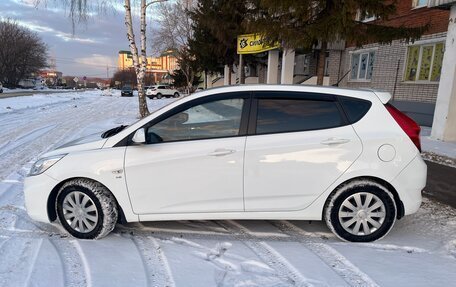 Hyundai Solaris II рестайлинг, 2013 год, 1 050 000 рублей, 6 фотография