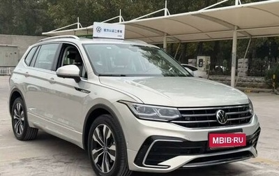 Volkswagen Tiguan II, 2022 год, 3 650 000 рублей, 1 фотография